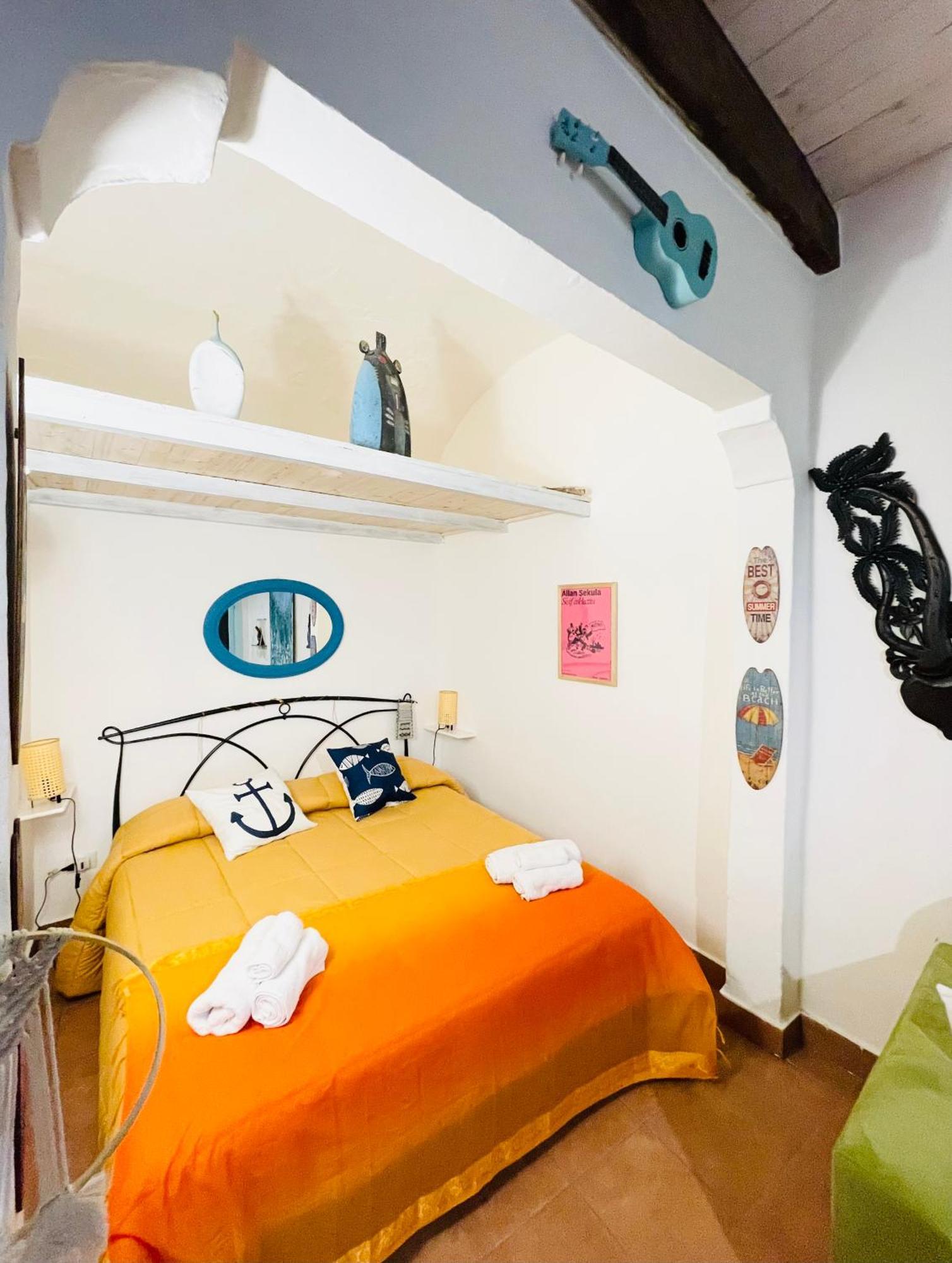 Gaudi Art Room Alghero Buitenkant foto